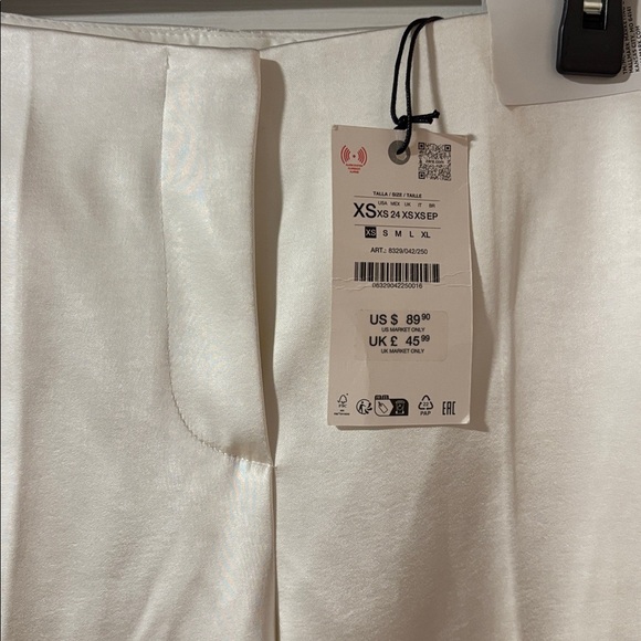 Zara Cream Flat Front Satin Wide Leg Trousers - Picture 2 of 9